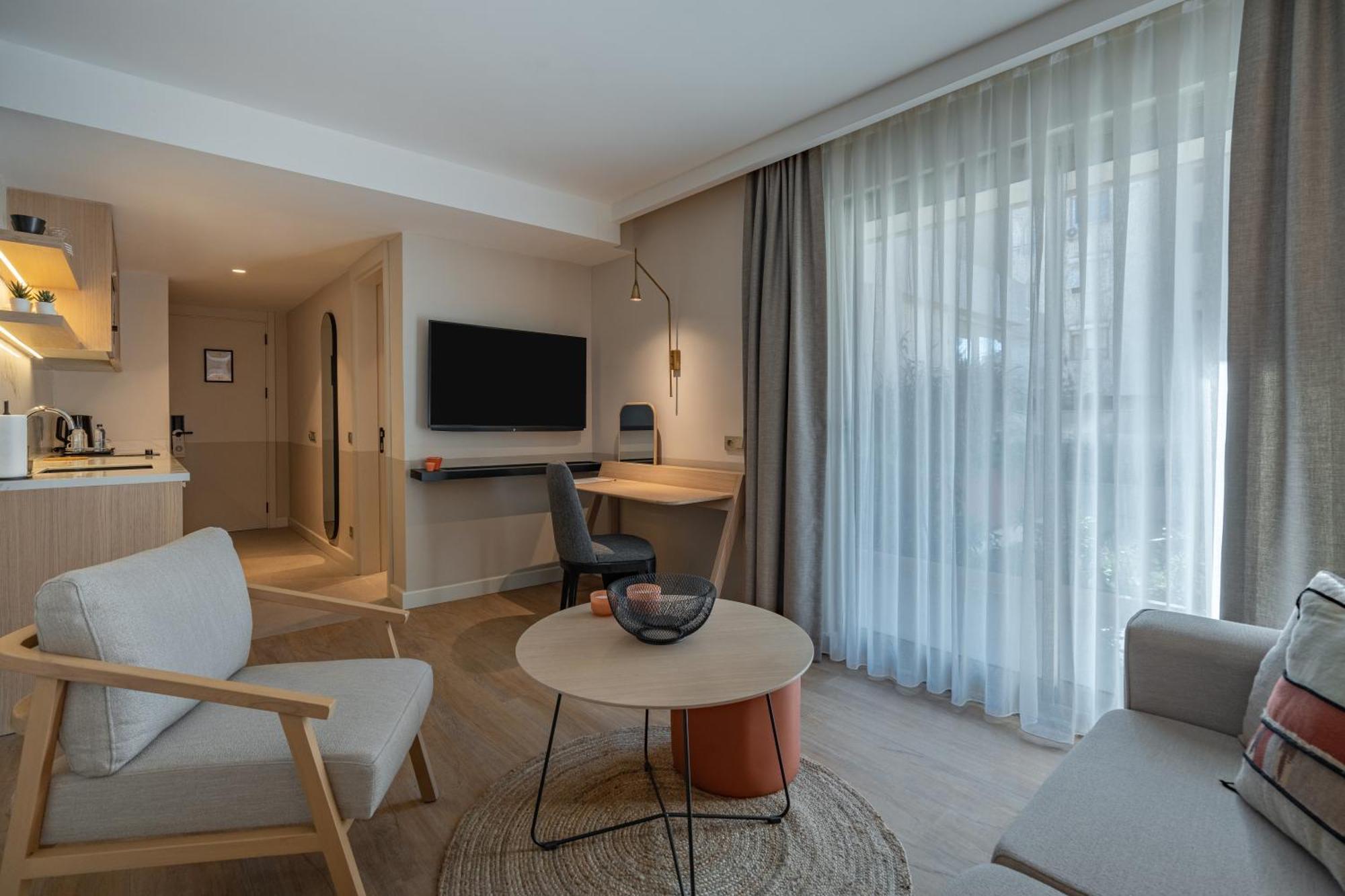 Oli Hotel And Suites Анталья Экстерьер фото